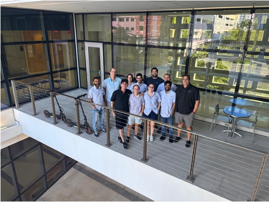Fernandez-Lima Lab group photo 3